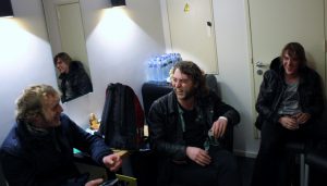 Birth Of Joy met Gutman in het midden, Paradiso backstage, foto: Ingmar Griffioen