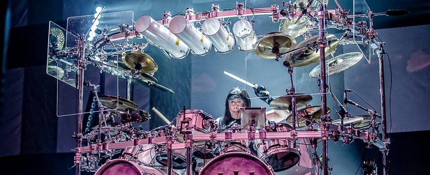 Weergaloos Dream Theater betovert publiek met 3 uur durend spektakel