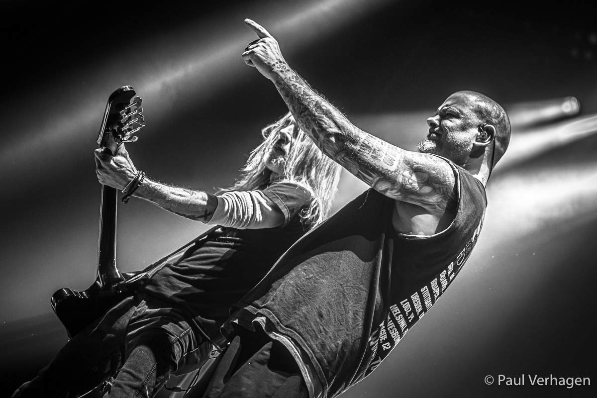 Pantera snoert kritiek de mond in AFAS Live | NMTH