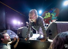 The Jesus Lizard siddert onverbiddelijk bruut door de Melkweg