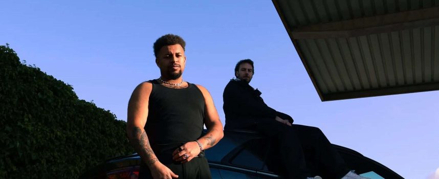 Nieuwe single: industrial punkduo Stroomstoot raast door je lijf met Weg Van Hier!