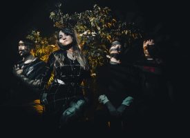 Slow Crush stilt de Thirst met nieuwe single Bloodmoon