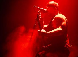 Post-metal mokerslag Cult of Luna maakt TivoliVredenburg een kopje kleiner