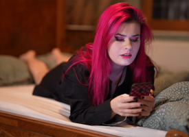 Video van de week: SugarPunch! gluurt door ‘Window’ en gaat nog een stap verder…