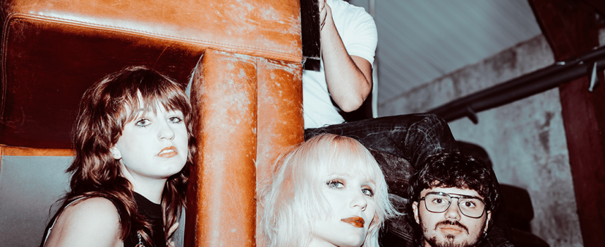 Albumrelease: Death Sells gooit je in een noisy nachtmerrie op Wired To A Dream + NL tour