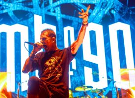 Lamb of God barbecuet de lammeren met vurige show op Dynamo Metalfest zaterdag + Primus, Castle Rat, Overkill
