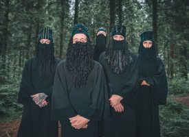 Interview: Wyatt E. over muziek voor de goden, Desertfest, Luik en de post-industriële charme van OM